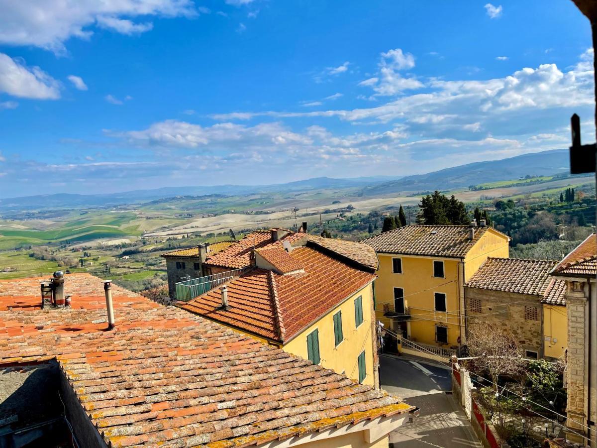 Le Vecchie Cantine Hotel Chianni Buitenkant foto