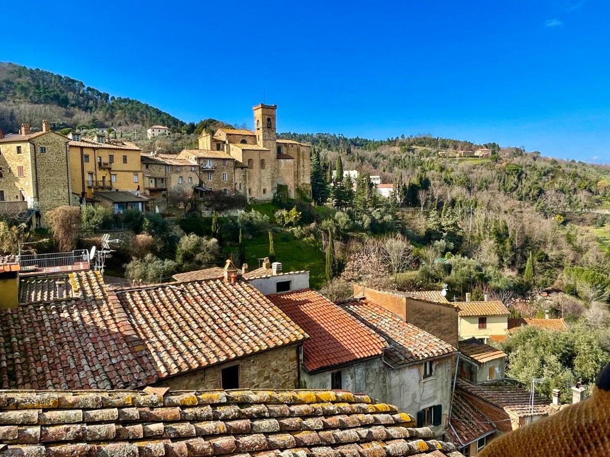 Le Vecchie Cantine Hotel Chianni Buitenkant foto