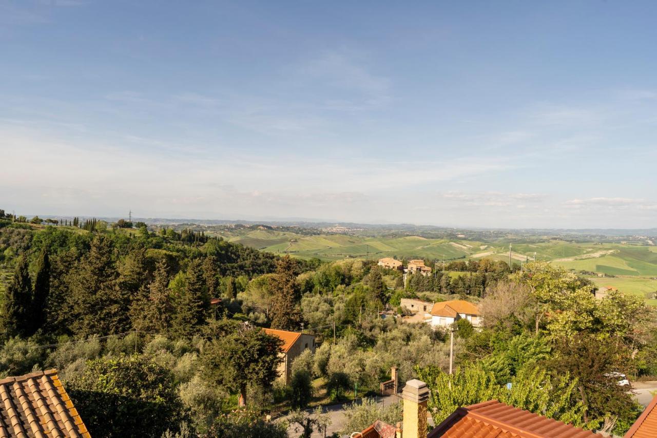 Le Vecchie Cantine Hotel Chianni Buitenkant foto